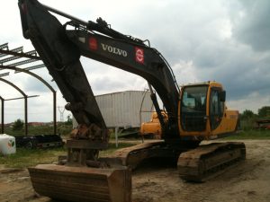 De inchiriat Excavator Volvo